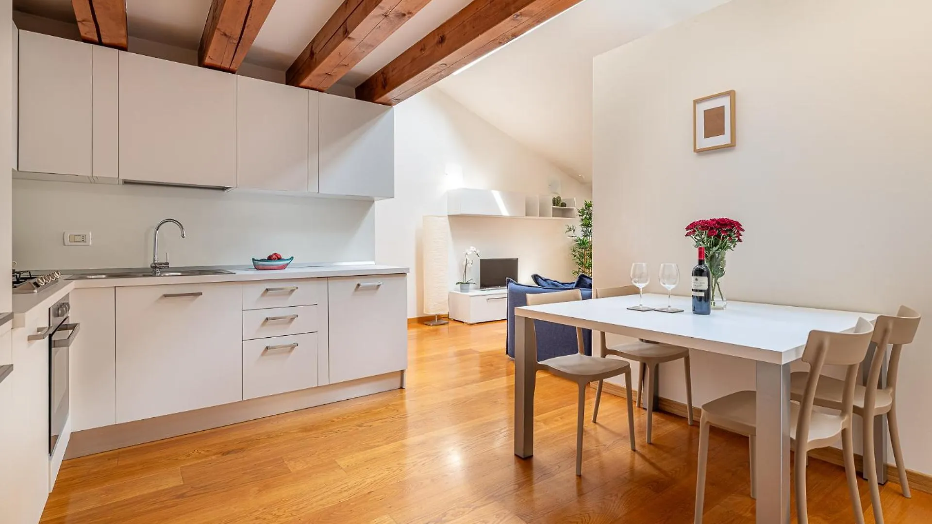 Deluxe Attic, Il Miglior Comfort A Vicenza Lägenhet