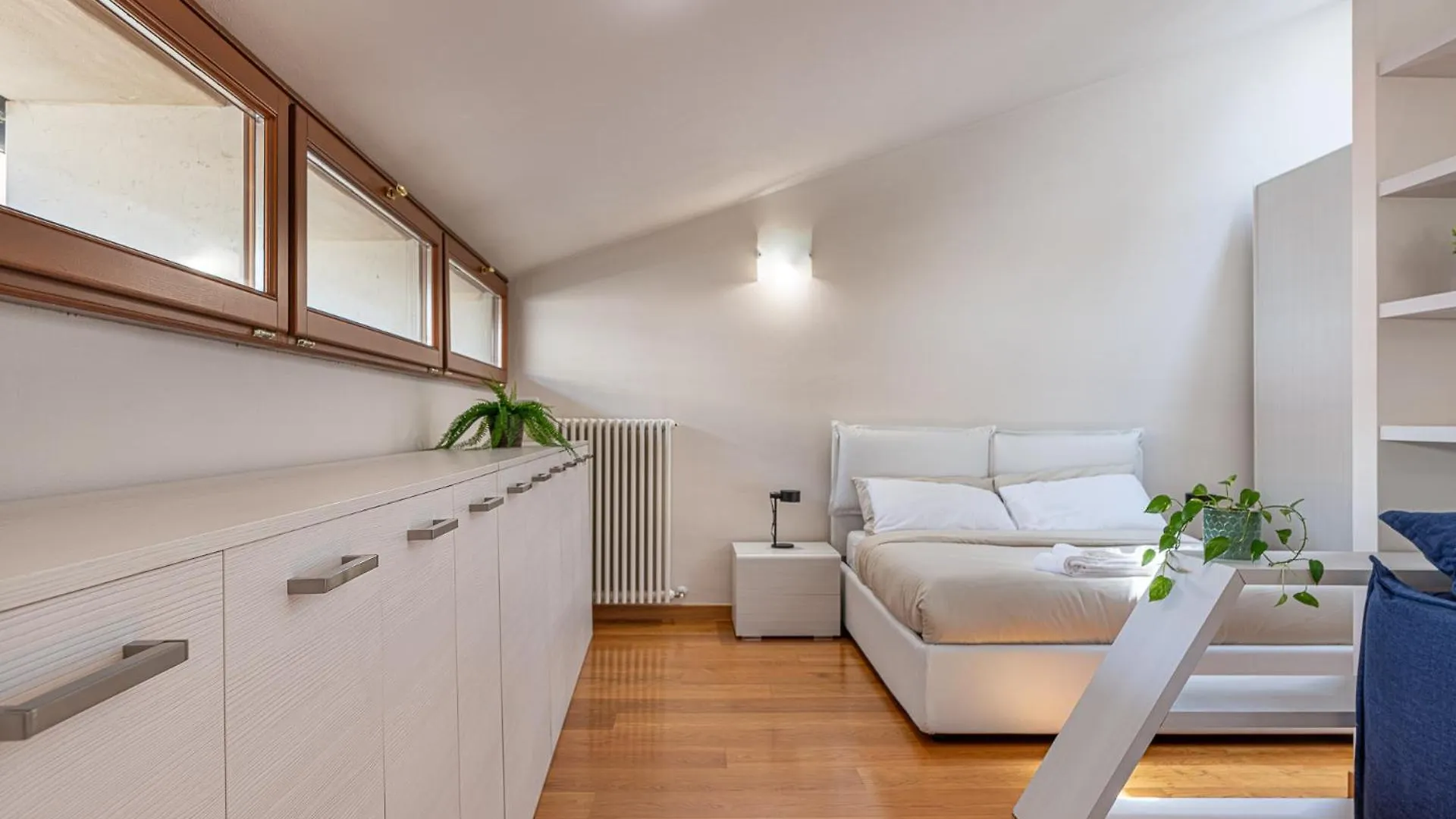 Deluxe Attic, Il Miglior Comfort A Vicenza 0*,